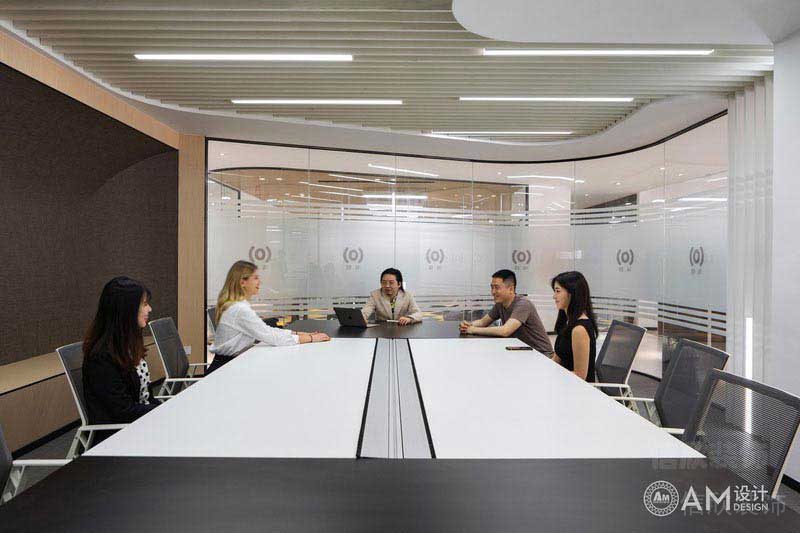 現(xiàn)代風(fēng)格辦公會(huì)議室
