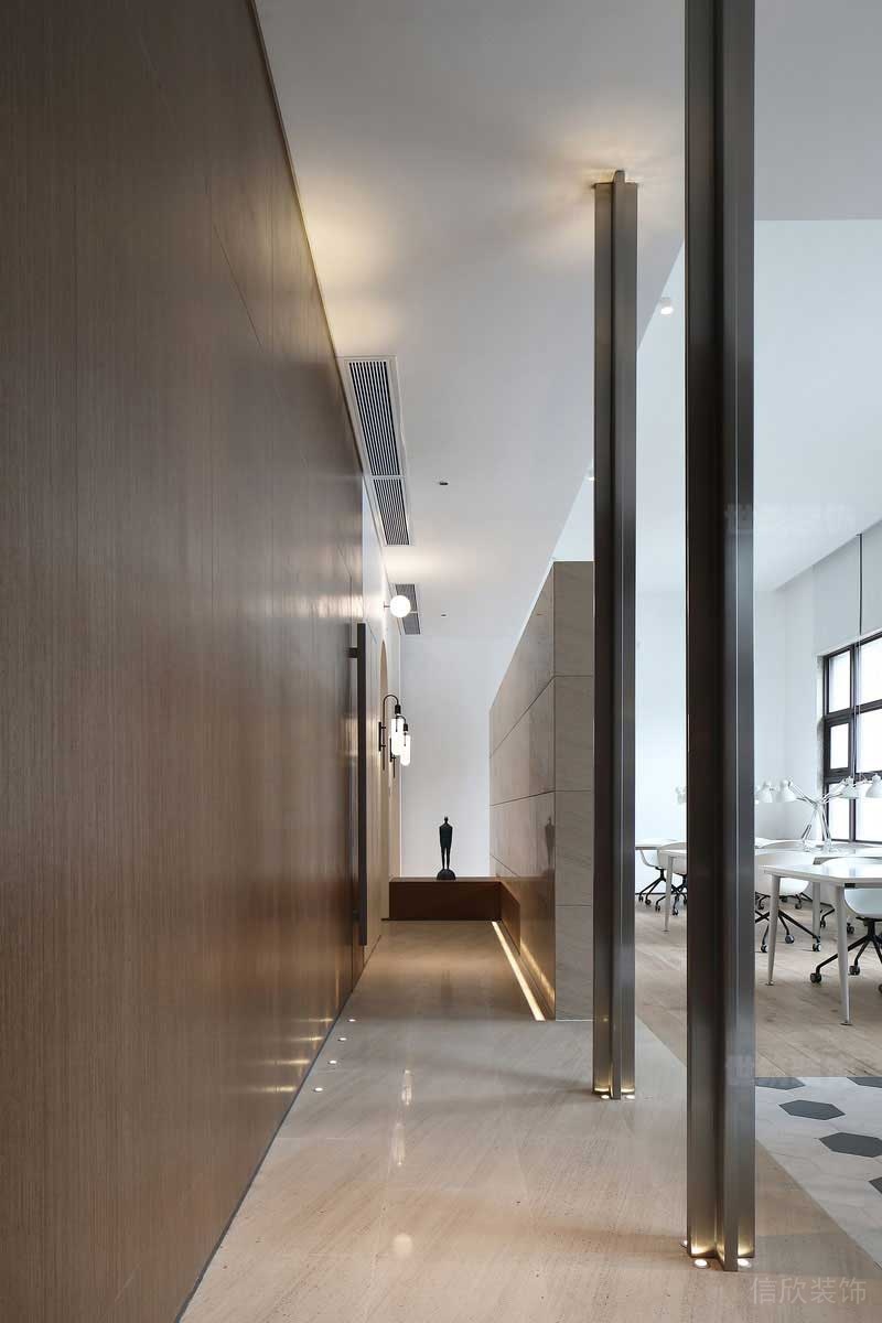 現(xiàn)代風(fēng)格辦公室過(guò)道地面米黃大理石