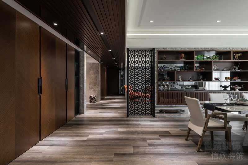 現(xiàn)代風格辦公是過道木飾面