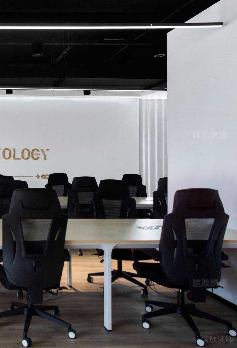 現(xiàn)代風格辦公室公共區(qū)