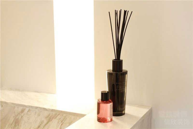 現(xiàn)代風(fēng)格家居衛(wèi)生間裝飾品