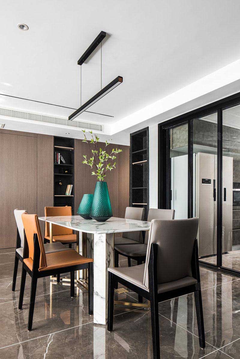 現(xiàn)代風格家裝餐廳設計圖