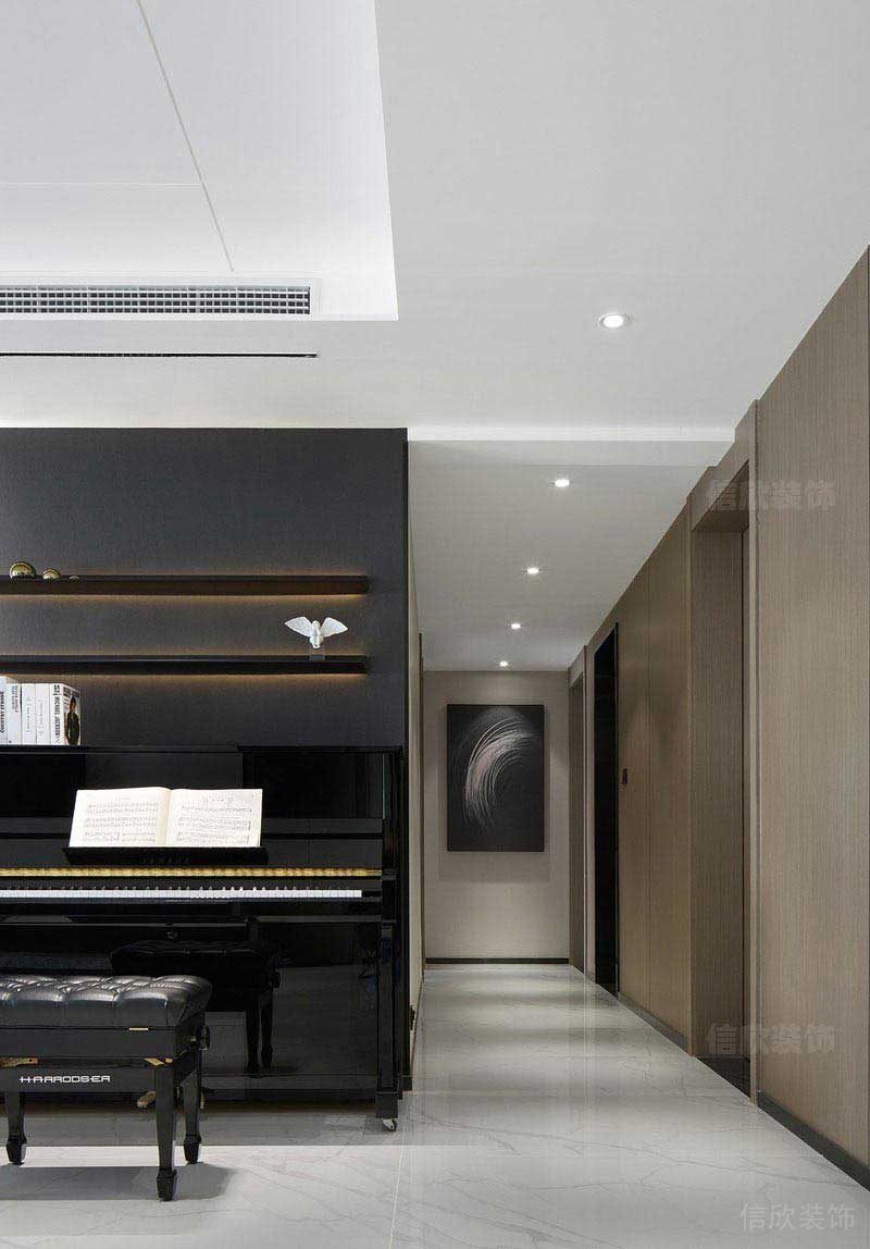 新居現(xiàn)代簡(jiǎn)約風(fēng)高檔鋼琴效果圖