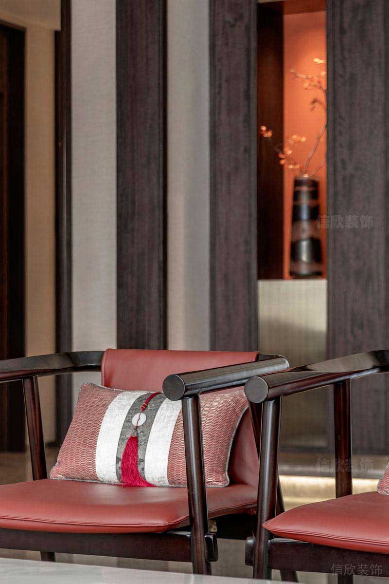 新居新中式風(fēng)實(shí)木椅子效果圖