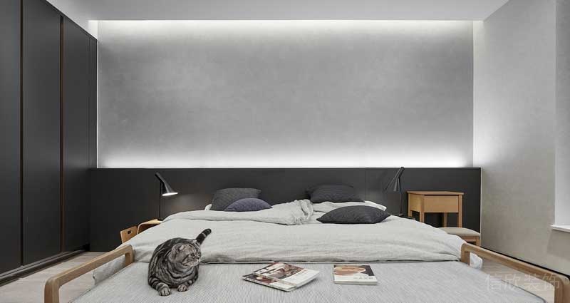 深圳龍崗區(qū)黑白灰極簡(jiǎn)風(fēng)家居裝修竣工實(shí)景圖主臥 深圳龍崗區(qū)黑白灰極簡(jiǎn)風(fēng)家居裝修竣工實(shí)景圖主臥