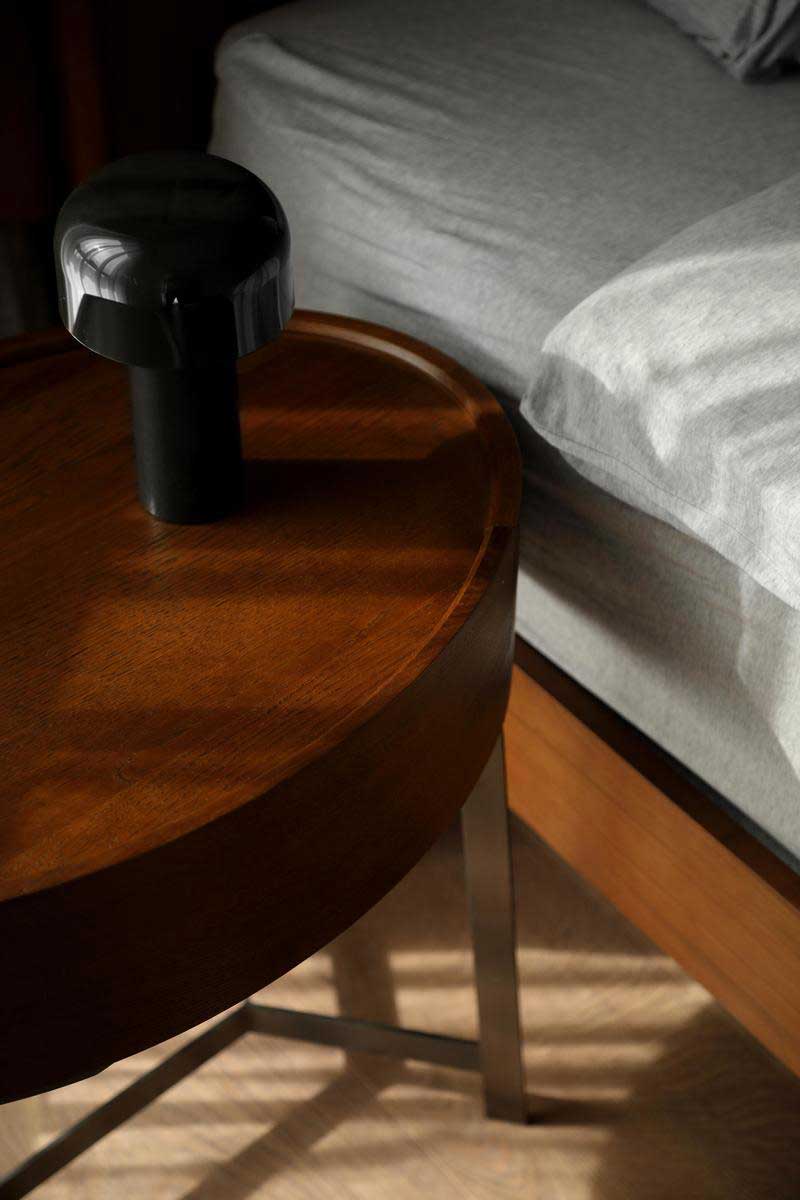 深圳龍崗區(qū)美式復(fù)古風(fēng)家裝裝修實景圖主臥家具 深圳龍崗區(qū)美式復(fù)古風(fēng)家裝裝修實景圖主臥家具