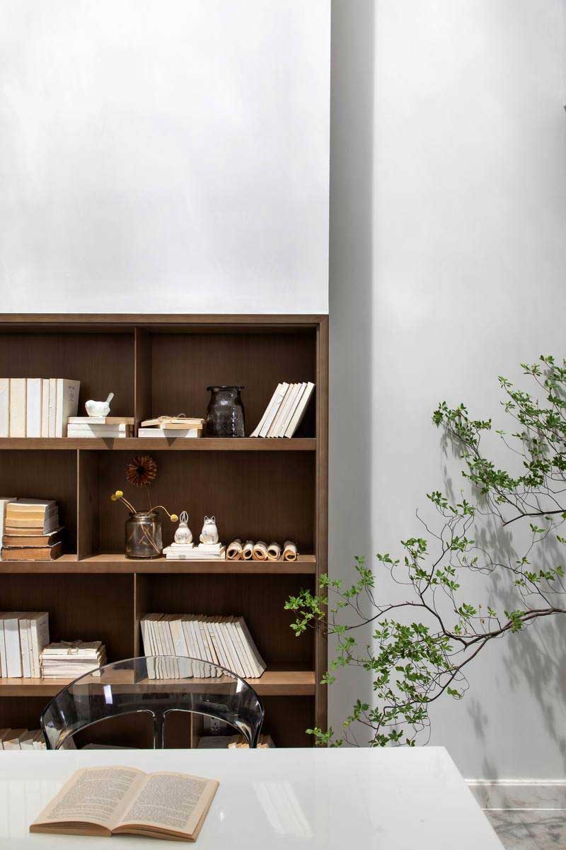 深圳羅湖區(qū)極簡風(fēng)80平方復(fù)式小戶型裝修設(shè)計書架 深圳羅湖區(qū)極簡風(fēng)80平方復(fù)式小戶型裝修設(shè)計書架