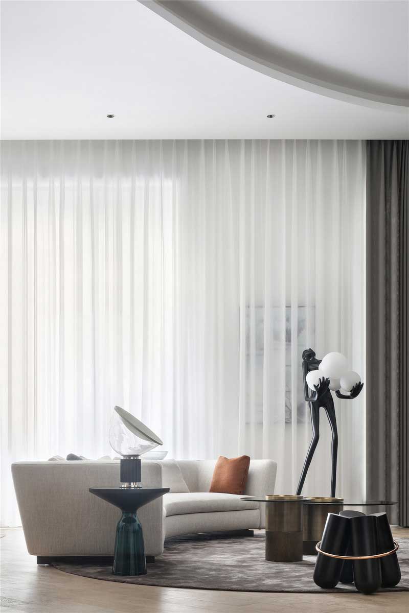 深圳龍華區(qū)現(xiàn)代中式風(fēng)格舊房裝修改造完工后實景圖客廳窗簾 深圳龍華區(qū)現(xiàn)代中式風(fēng)格舊房裝修改造完工后實景圖客廳窗簾