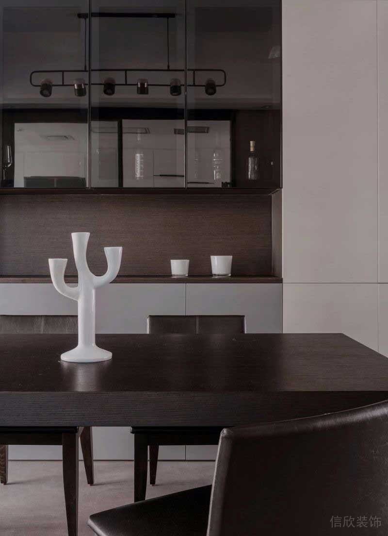 深圳福田區(qū)筆架山極簡(jiǎn)風(fēng)新房裝修設(shè)計(jì)案例餐桌 深圳福田區(qū)筆架山極簡(jiǎn)風(fēng)新房裝修設(shè)計(jì)案例餐桌