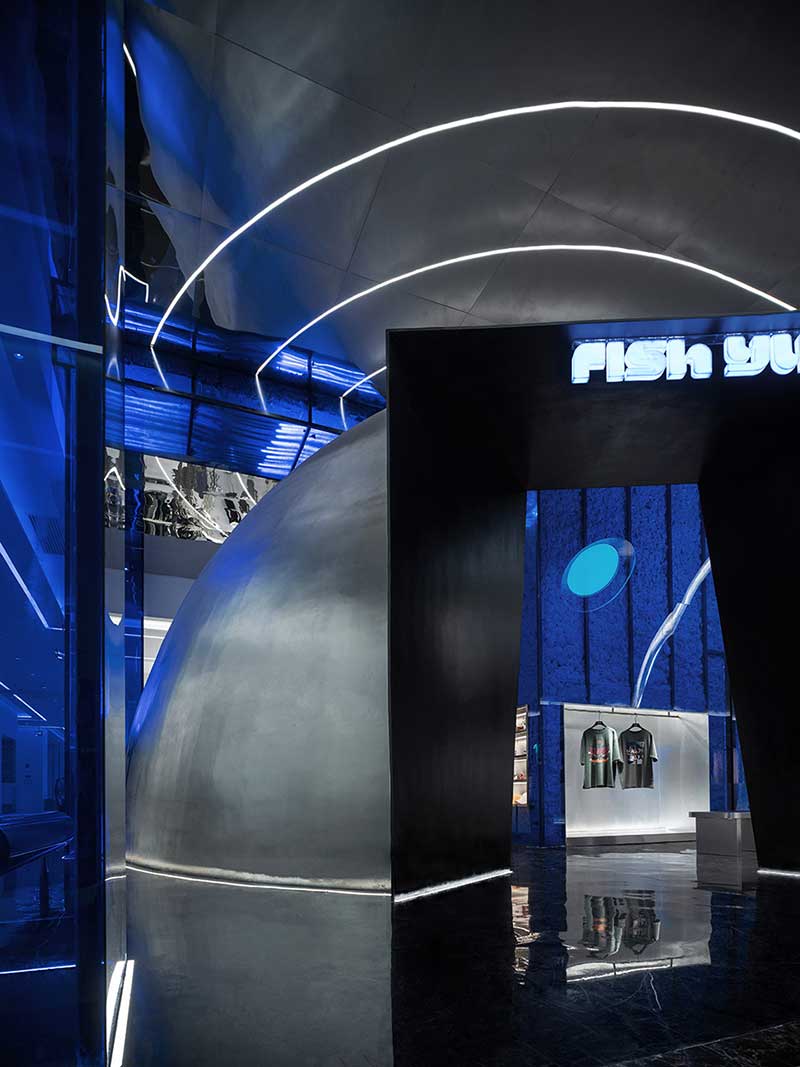 深圳鹽田區(qū)服裝店裝修設(shè)計入戶門 深圳鹽田區(qū)服裝店裝修設(shè)計入戶門