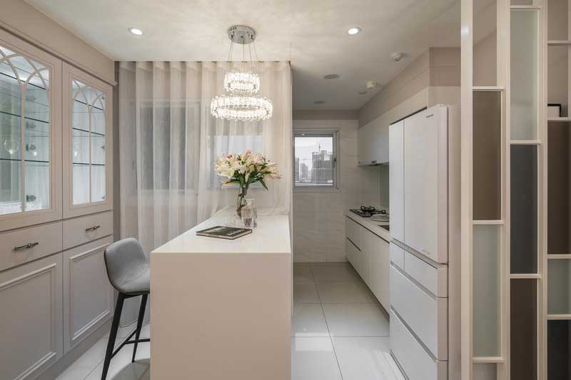 深圳鹽田區(qū)簡(jiǎn)歐風(fēng)格家居住房裝修設(shè)計(jì)開(kāi)放式廚房 深圳鹽田區(qū)簡(jiǎn)歐風(fēng)格家居住房裝修設(shè)計(jì)開(kāi)放式廚房