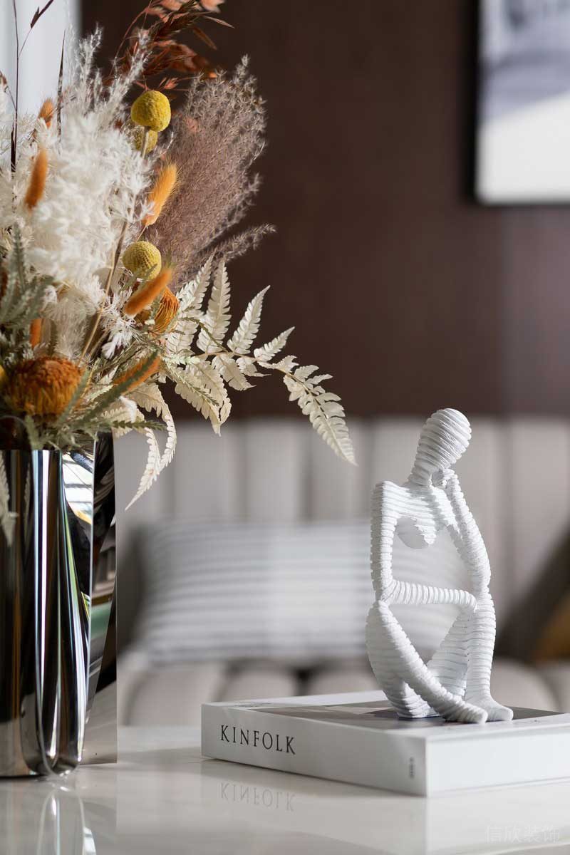 深圳龍崗坂田萬(wàn)科第五園輕奢風(fēng)大戶型樣板間設(shè)計(jì)客廳飾品 深圳龍崗坂田萬(wàn)科第五園輕奢風(fēng)大戶型樣板間設(shè)計(jì)客廳飾品