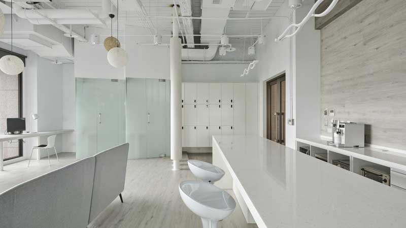 深圳寶安區(qū)淺色系簡約風(fēng)格辦公室裝修茶水休閑區(qū) 深圳寶安區(qū)淺色系簡約風(fēng)格辦公室裝修茶水休閑區(qū)