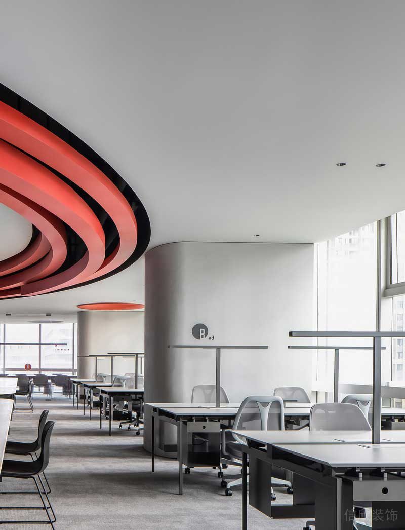 深圳南山前?，F(xiàn)代風(fēng)格辦公室裝修設(shè)計開放式工作區(qū)