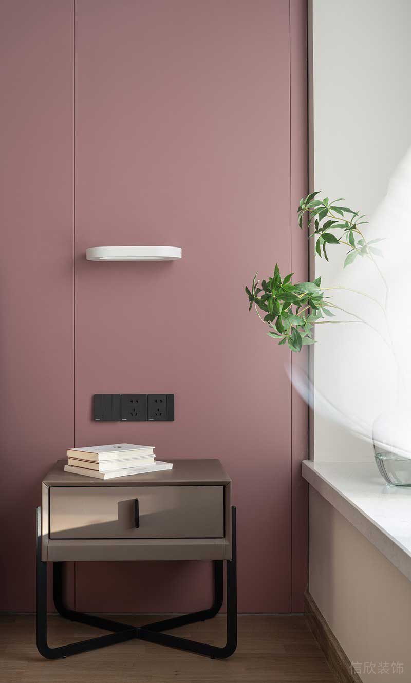 深圳龍崗北歐輕奢風(fēng)家庭新房裝修設(shè)計(jì)主臥軟裝陳設(shè)