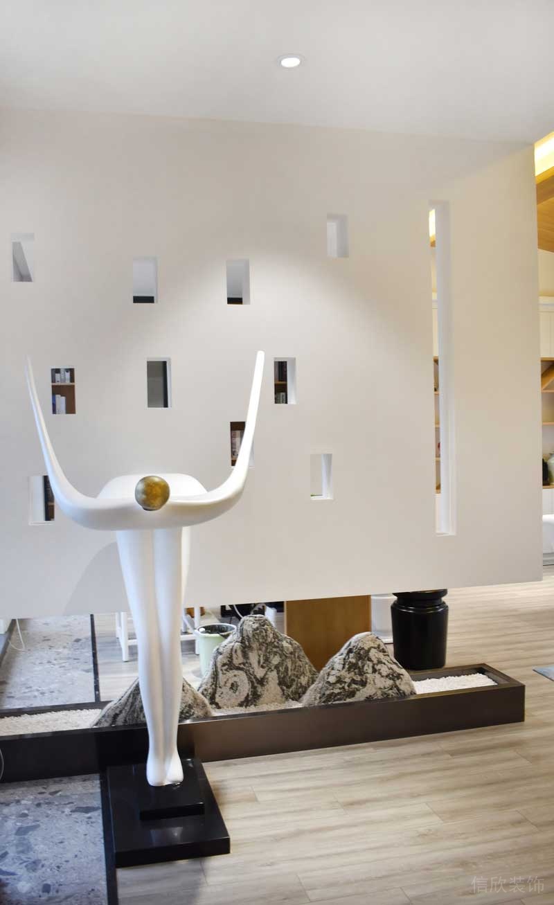 深圳鹽田區(qū)現(xiàn)代中式風(fēng)格辦公室裝修設(shè)計白色藝術(shù)雕塑