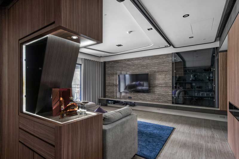 深圳福田下沙港式現(xiàn)代家庭舊房裝修改造客廳裝飾展示柜 深圳福田下沙港式現(xiàn)代家庭舊房裝修改造客廳裝飾展示柜