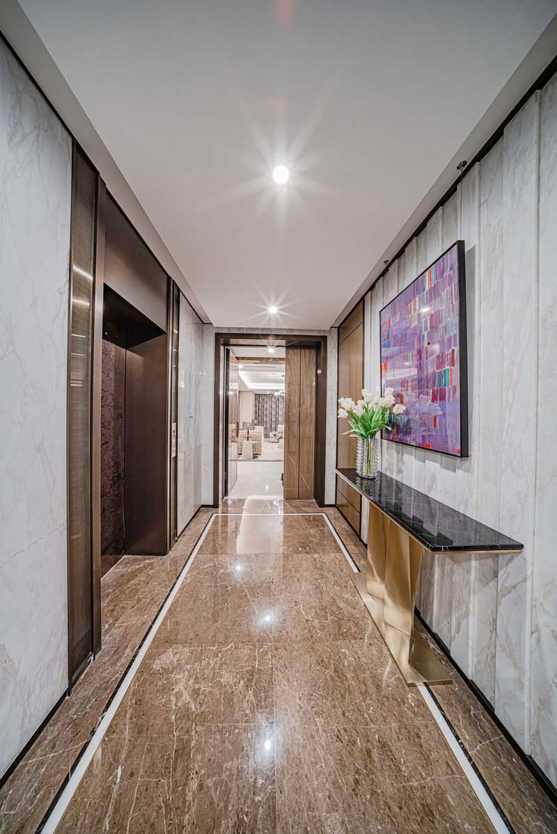 深圳龍崗中心城現(xiàn)代輕奢風(fēng)格家裝新房三居室裝修過道 深圳龍崗中心城現(xiàn)代輕奢風(fēng)格家裝新房三居室裝修過道