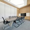 深圳龍華現(xiàn)代風(fēng)格大型辦公室裝修設(shè)計(jì)會(huì)議室效果圖