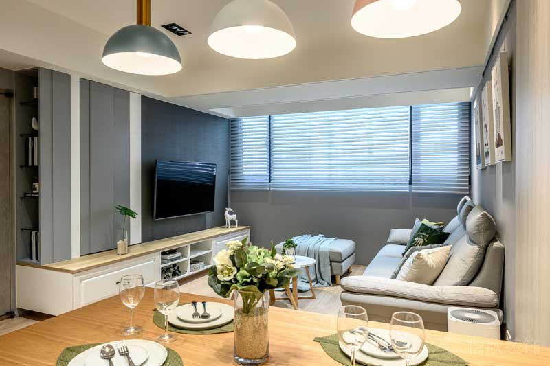 深圳鹽田區(qū)沙頭角北歐風(fēng)格舊房翻新改造裝修餐桌 深圳鹽田區(qū)沙頭角北歐風(fēng)格舊房翻新改造裝修餐桌