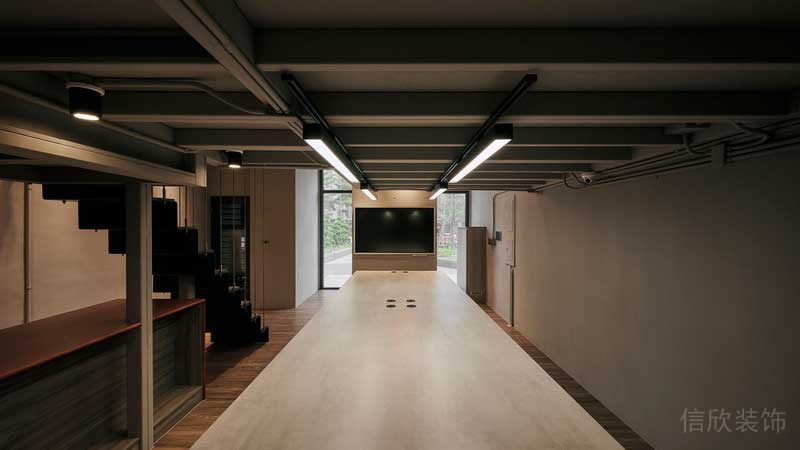 深圳寶安區(qū)工業(yè)風辦公室裝修氛圍調(diào)性 深圳寶安區(qū)工業(yè)風辦公室裝修氛圍調(diào)性