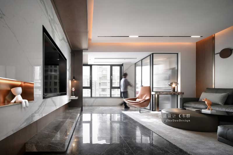 流轉腳步中追求流暢感。