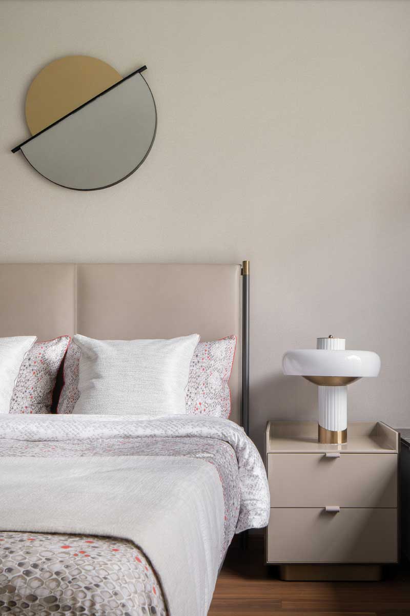 深圳羅湖萬(wàn)科三居室輕奢風(fēng)格樣板房設(shè)計(jì)案例長(zhǎng)輩房 深圳羅湖萬(wàn)科三居室輕奢風(fēng)格樣板房設(shè)計(jì)案例長(zhǎng)輩房