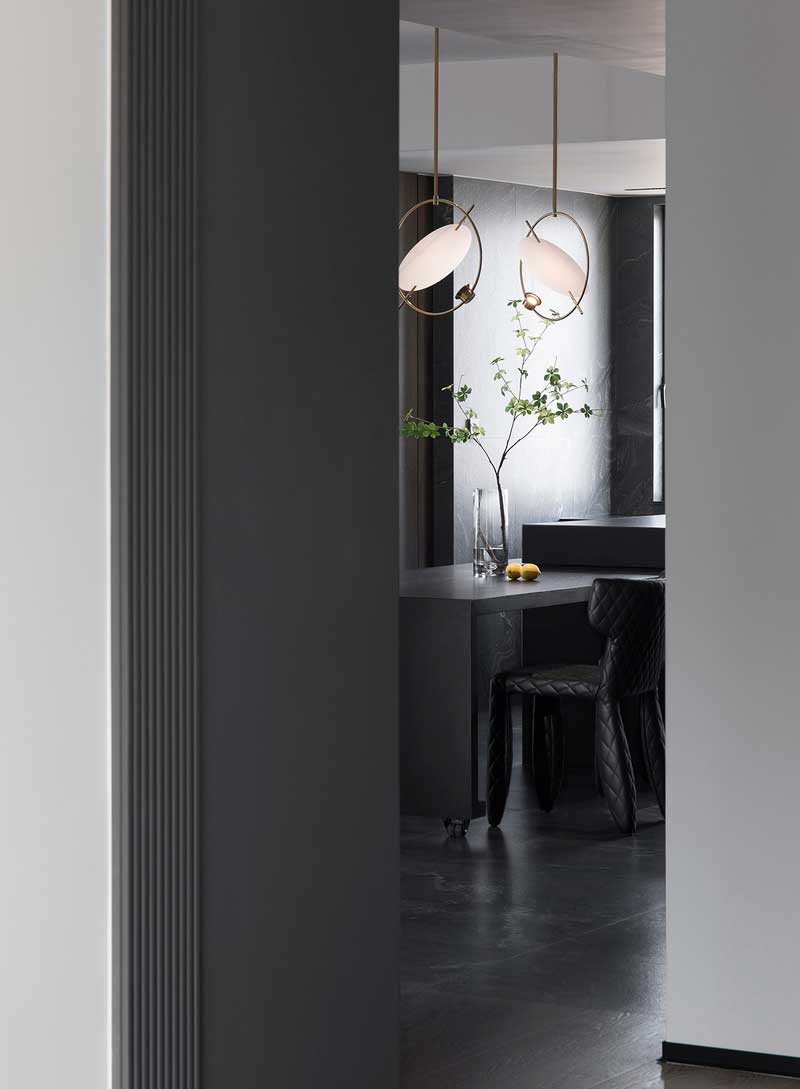 深圳鹽田美式極簡風(fēng)家庭新房裝修工程案例餐廳綠植 深圳鹽田美式極簡風(fēng)家庭新房裝修工程案例餐廳綠植