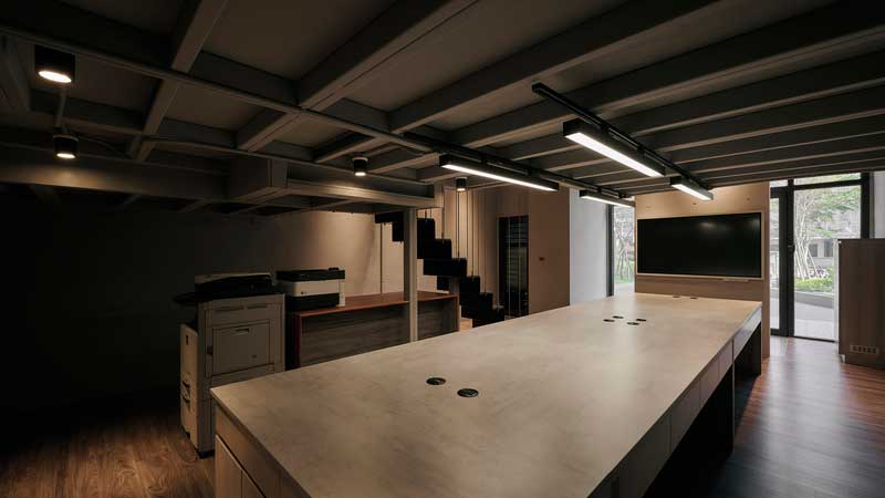 深圳寶安區(qū)工業(yè)風辦公室裝修設(shè)計感官 深圳寶安區(qū)工業(yè)風辦公室裝修設(shè)計感官