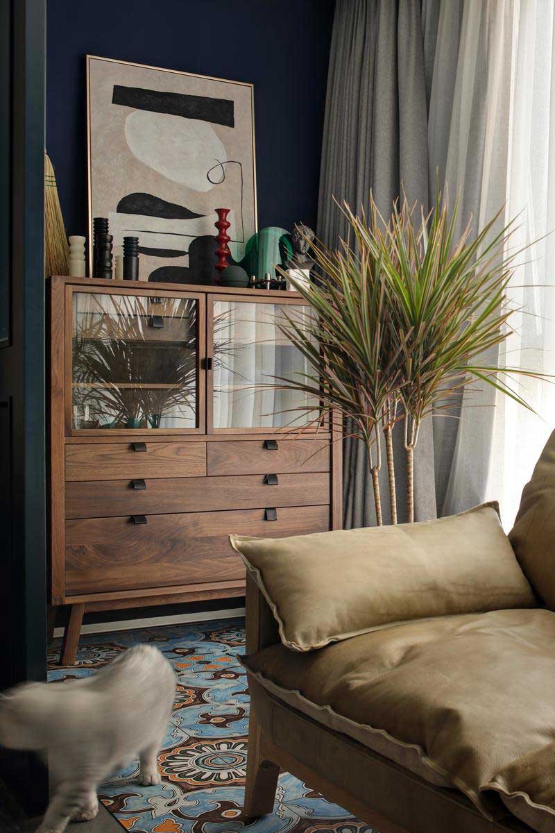 深圳龍崗區(qū)美式復(fù)古風(fēng)家裝裝修實景圖客廳裝飾柜 深圳龍崗區(qū)美式復(fù)古風(fēng)家裝裝修實景圖客廳裝飾柜