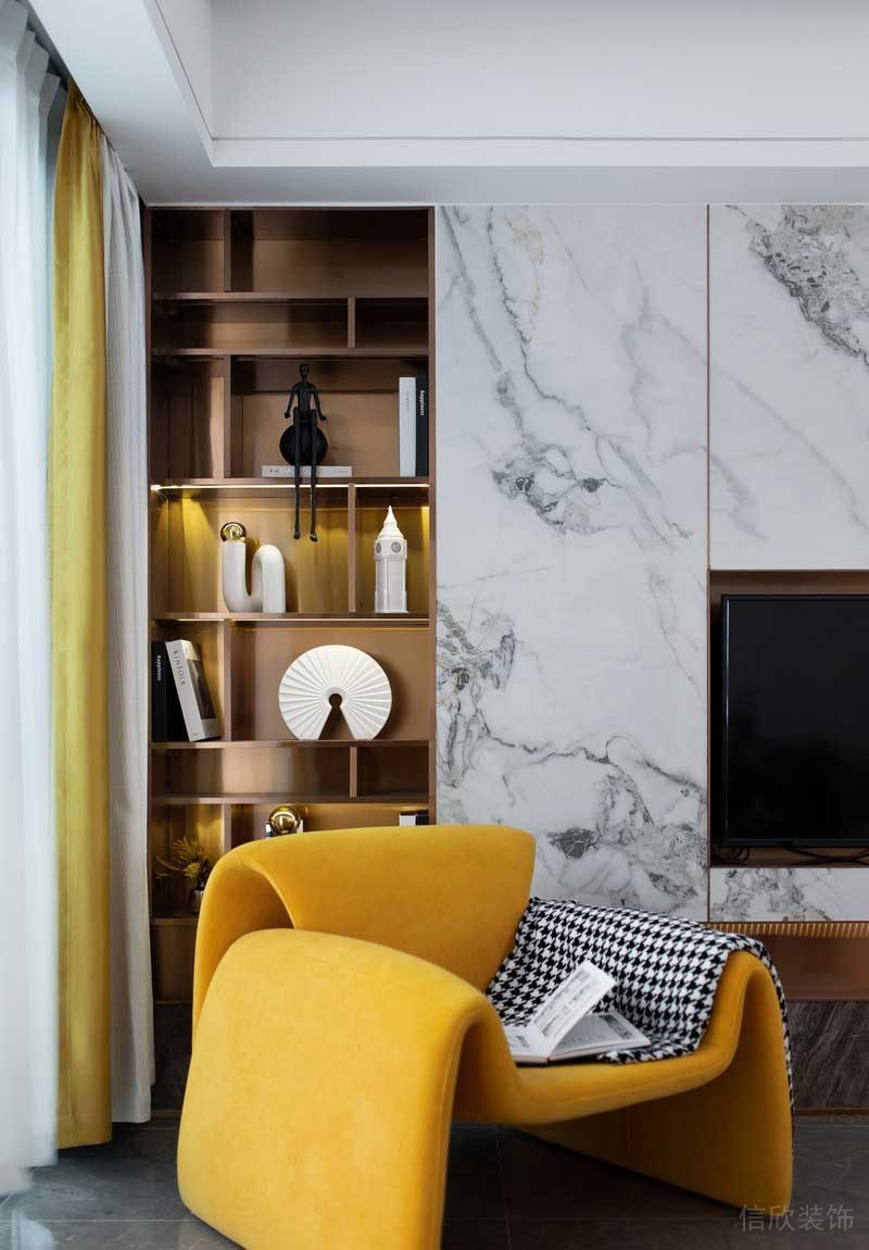 深圳龍崗坂田萬(wàn)科第五園輕奢風(fēng)大戶型樣板間設(shè)計(jì)客廳黃色沙發(fā) 深圳龍崗坂田萬(wàn)科第五園輕奢風(fēng)大戶型樣板間設(shè)計(jì)客廳黃色沙發(fā)