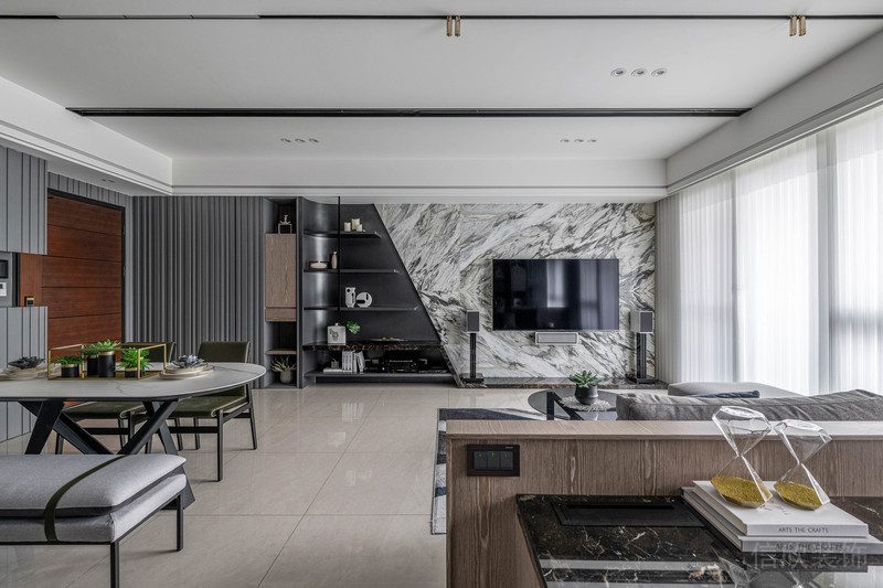 深圳福田區(qū)現(xiàn)代風格家庭新房裝修工程案例客廳效果圖