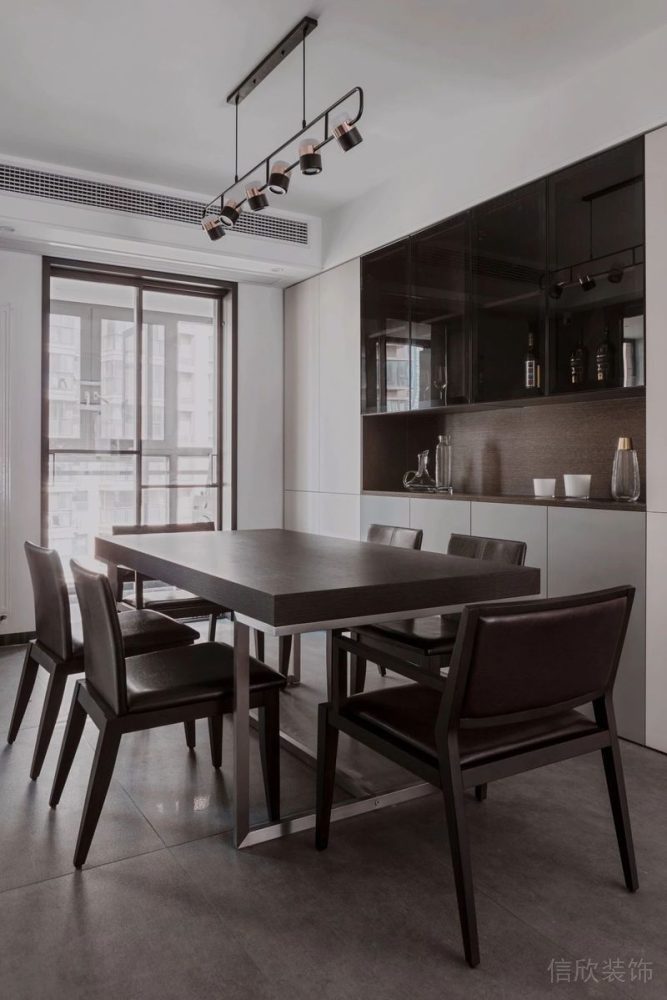 深圳福田區(qū)筆架山極簡風新房裝修設計案例餐廳效果圖