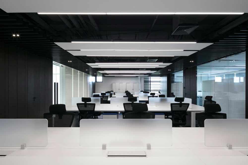 大鵬新區(qū)鑫園廣場現(xiàn)代風格辦公室裝修辦公區(qū)燈具 大鵬新區(qū)鑫園廣場現(xiàn)代風格辦公室裝修辦公區(qū)燈具