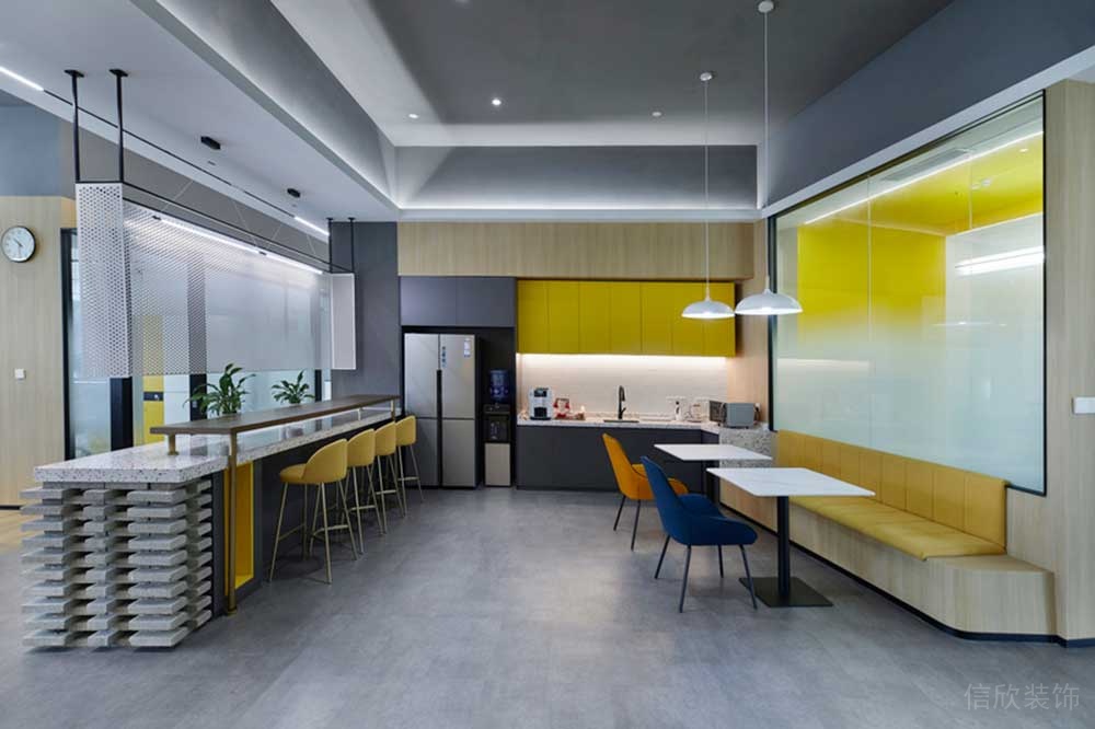 深圳南山區(qū)酷派大廈現(xiàn)代風格辦公室裝修茶水間 深圳南山區(qū)酷派大廈現(xiàn)代風格辦公室裝修茶水間