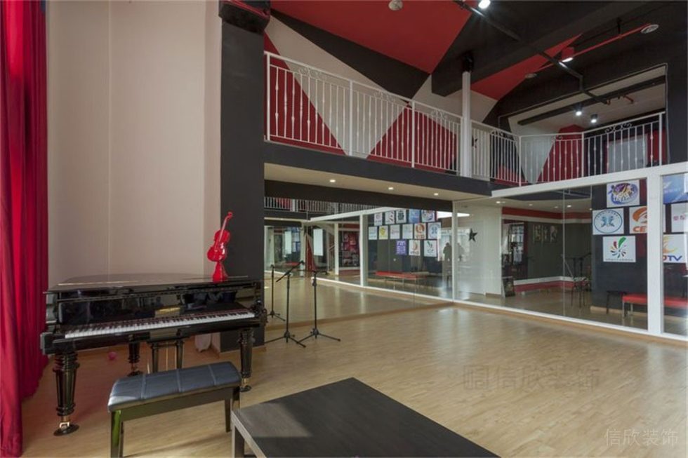 深圳市龍華區(qū)觀瀾童星璀璨西南國際培訓(xùn)學(xué)校大廳 深圳市龍華區(qū)觀瀾童星璀璨西南國際培訓(xùn)學(xué)校大廳