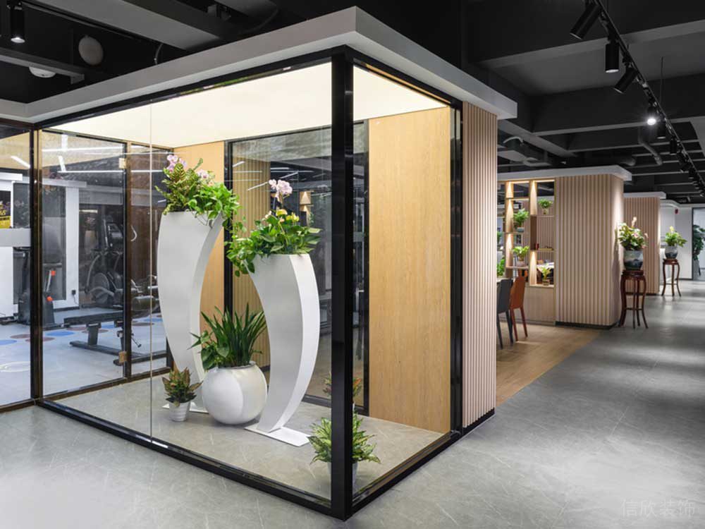 深圳羅湖區(qū)華潤大廈現(xiàn)代簡約風(fēng)格辦公室設(shè)計案例綠植裝飾 深圳羅湖區(qū)華潤大廈現(xiàn)代簡約風(fēng)格辦公室設(shè)計案例綠植裝飾