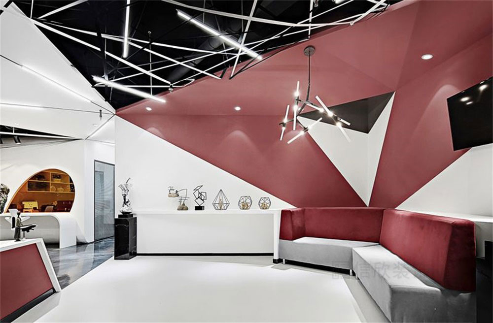 深圳市寶安區(qū)西鄉(xiāng)后視覺(jué)設(shè)計(jì)培訓(xùn)機(jī)構(gòu)前臺(tái)