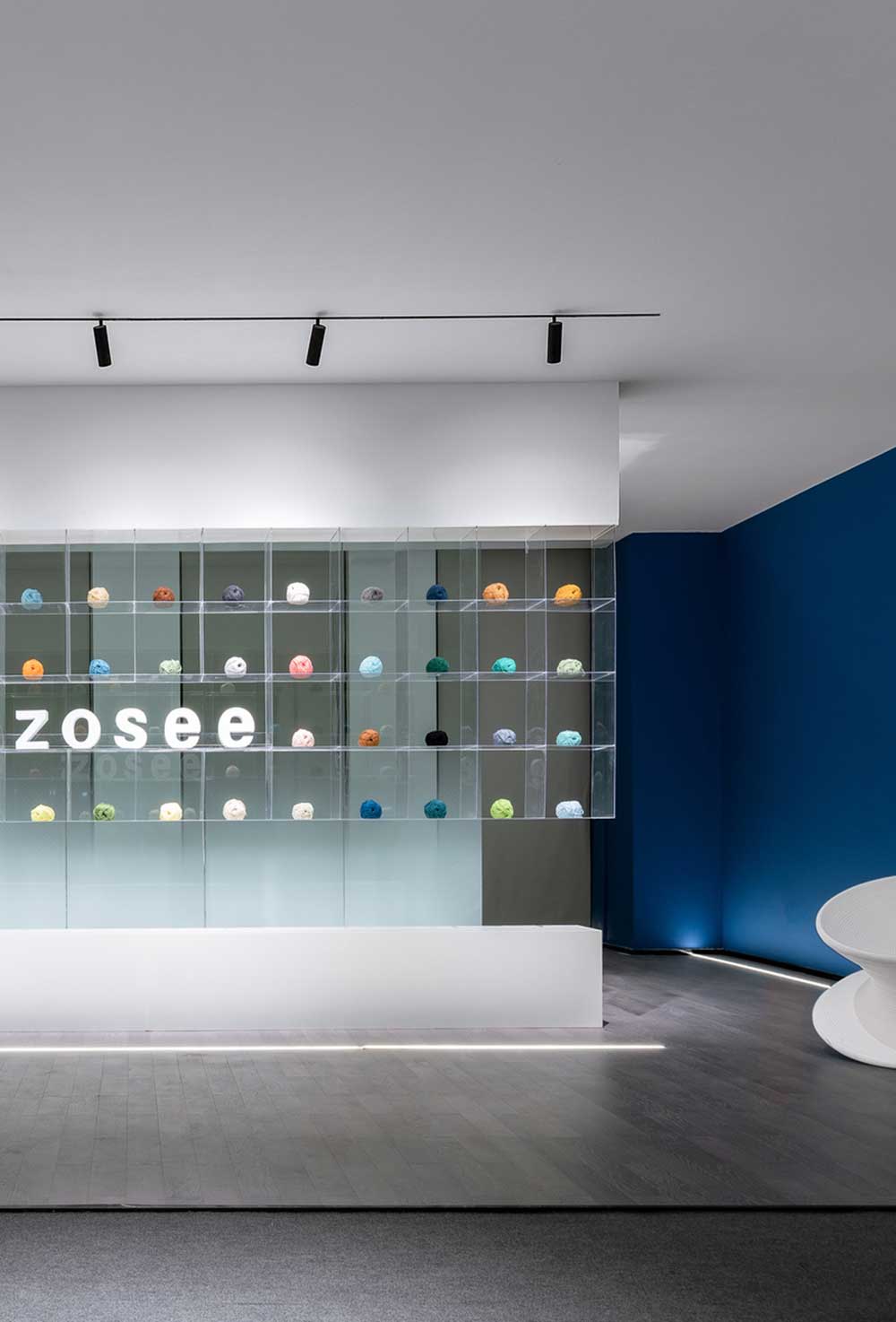 龍崗區(qū)啟迪協(xié)信深圳科技園簡(jiǎn)約風(fēng)格辦公室裝修地面線型燈 龍崗區(qū)啟迪協(xié)信深圳科技園簡(jiǎn)約風(fēng)格辦公室裝修地面線型燈