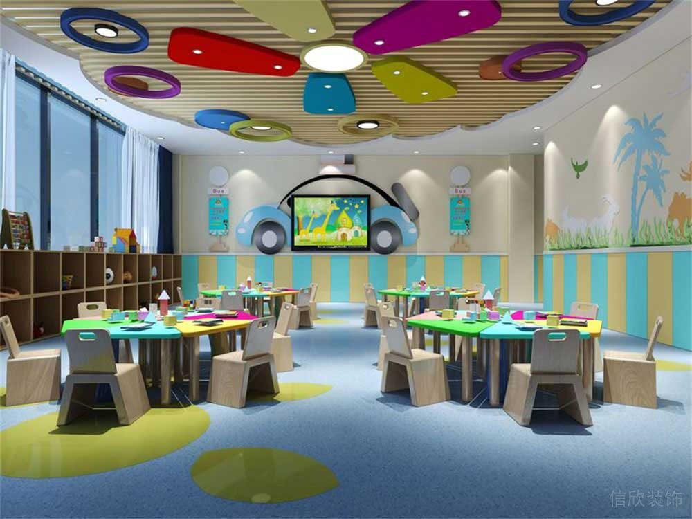 幼兒園教室裝修鋁方通格柵天花吊頂彩色的飾品裝飾設(shè)計(jì)