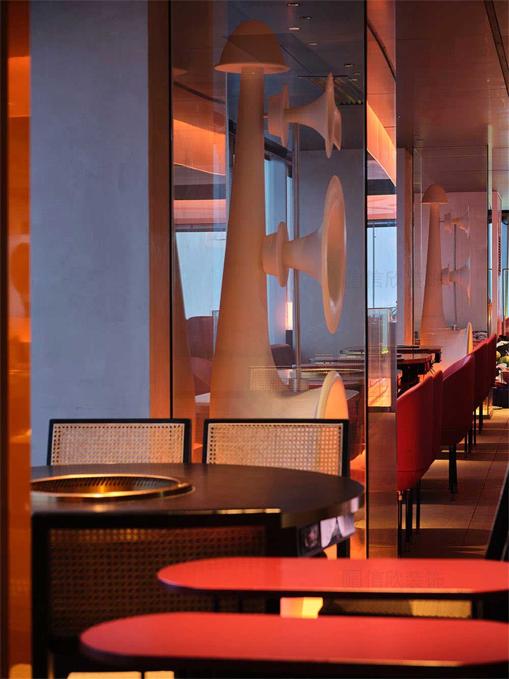 深圳龍崗現(xiàn)代風(fēng)格火鍋店裝修設(shè)計軟裝陳設(shè) 深圳龍崗現(xiàn)代風(fēng)格火鍋店裝修設(shè)計軟裝陳設(shè)