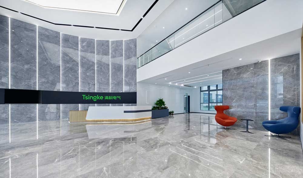深圳市龍華區(qū)鴻榮源天俊現(xiàn)代簡約風(fēng)格辦公室裝修大堂效果圖