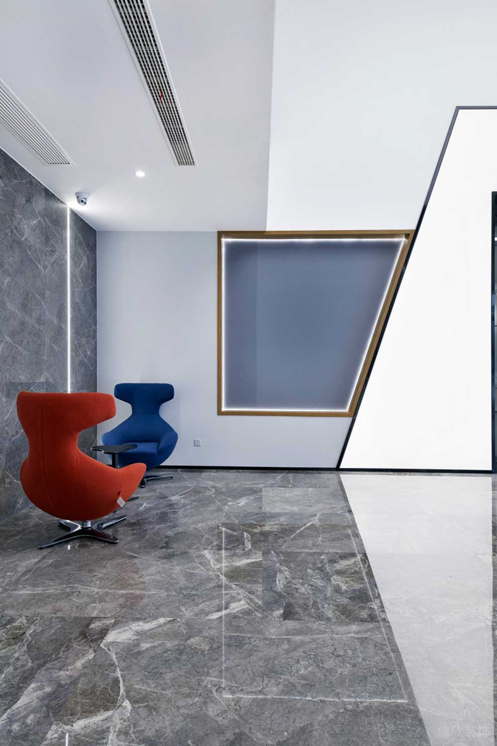 深圳市龍華區(qū)鴻榮源天俊現(xiàn)代簡(jiǎn)約風(fēng)格辦公室裝修墻面裝飾