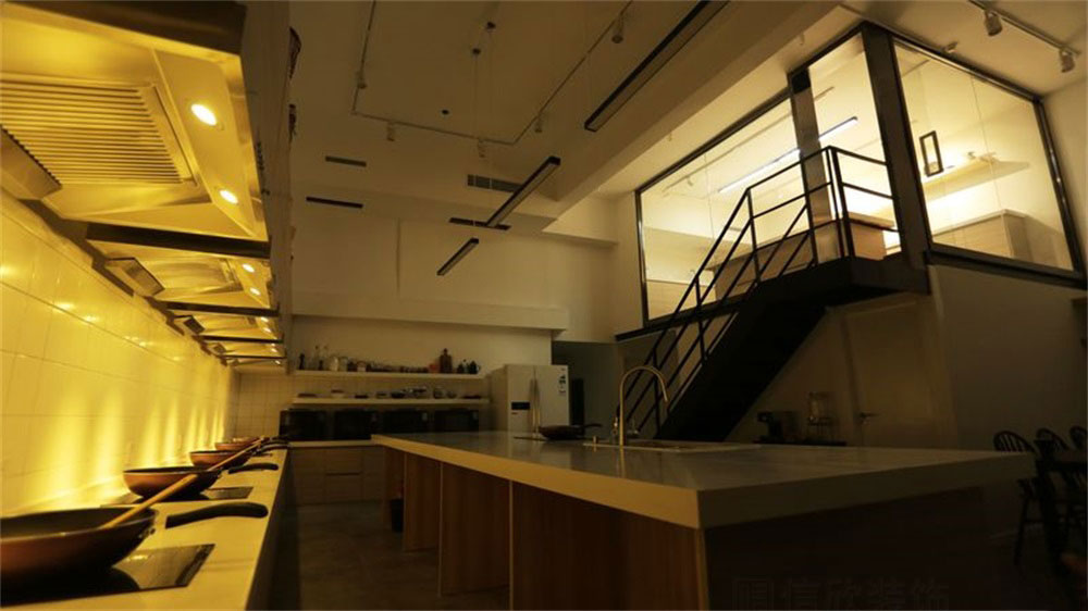 深圳市南山區(qū)后海茉莉的氧氣廚房-甜品中西餐培訓教室大廳 深圳市南山區(qū)后海茉莉的氧氣廚房-甜品中西餐培訓教室大廳