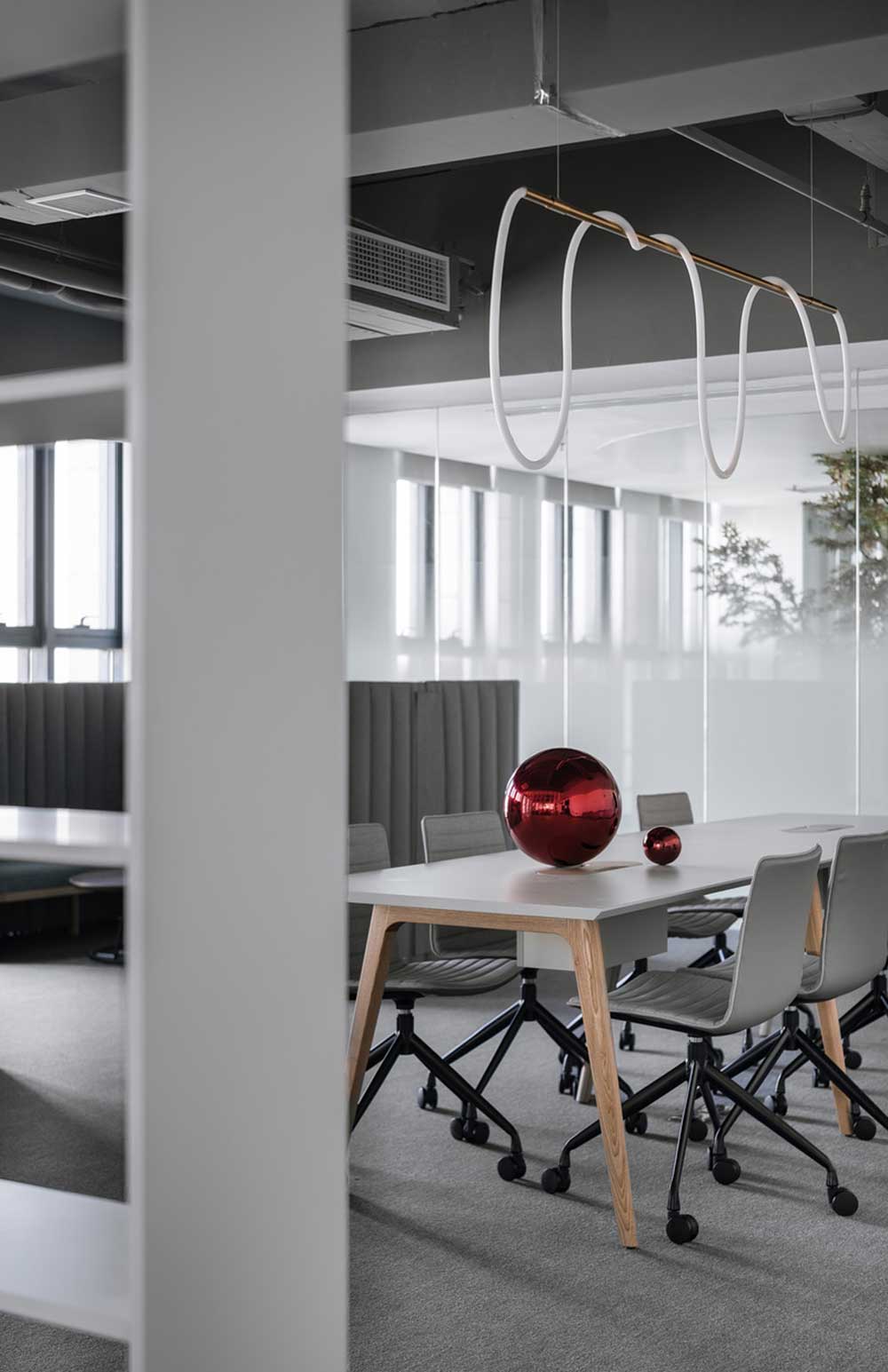 龍崗區(qū)啟迪協(xié)信深圳科技園簡(jiǎn)約風(fēng)格辦公室裝修高級(jí)灰辦公椅 龍崗區(qū)啟迪協(xié)信深圳科技園簡(jiǎn)約風(fēng)格辦公室裝修高級(jí)灰辦公椅