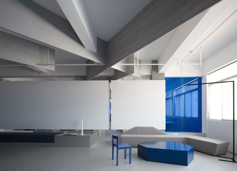 深圳南山區(qū)飛亞達(dá)科技大廈現(xiàn)代簡(jiǎn)約風(fēng)格辦公室裝修設(shè)計(jì)墻體立面裝飾