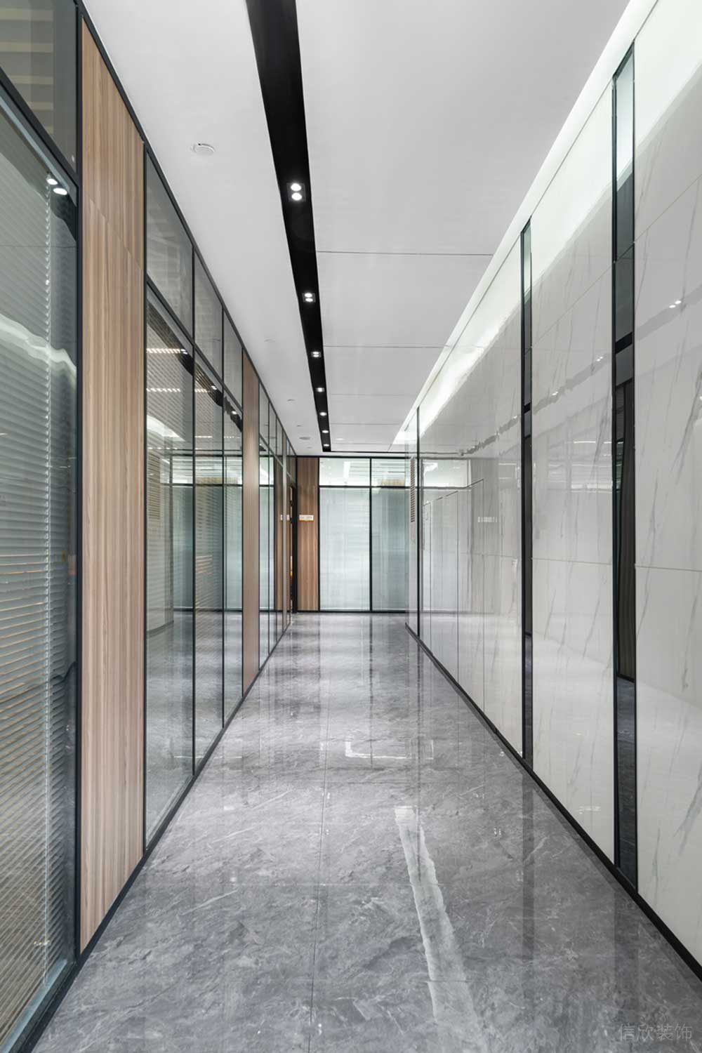深圳羅湖區(qū)華潤大廈現(xiàn)代簡約風(fēng)格辦公室設(shè)計案例過道 深圳羅湖區(qū)華潤大廈現(xiàn)代簡約風(fēng)格辦公室設(shè)計案例過道