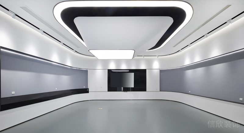 深圳市龍華區(qū)鴻榮源天俊現(xiàn)代簡(jiǎn)約風(fēng)格辦公室裝修展廳