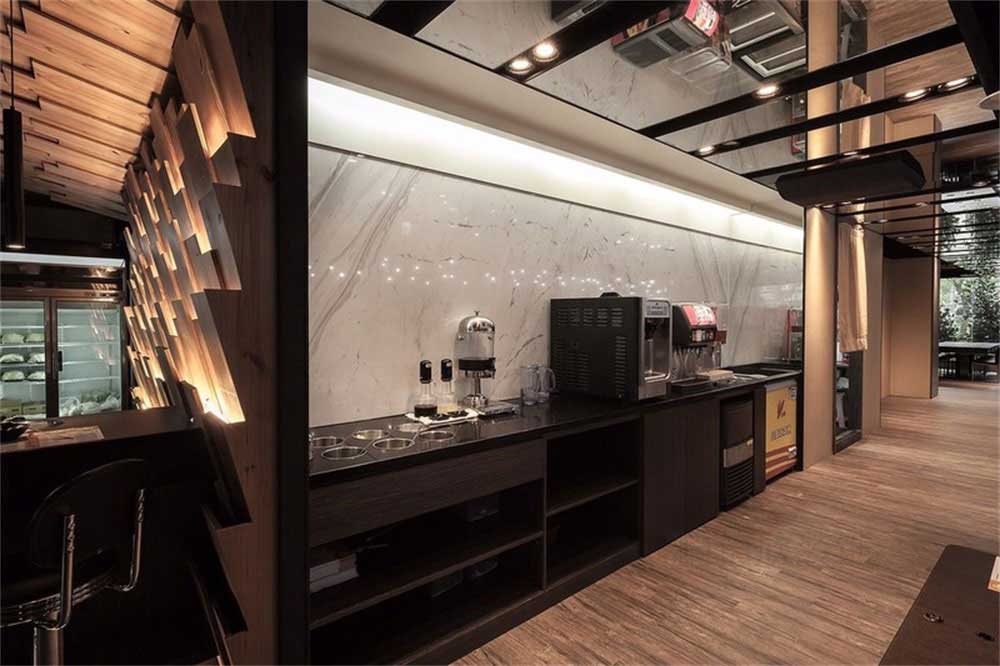 深圳鹽田現(xiàn)代簡(jiǎn)約風(fēng)格火鍋店裝修設(shè)計(jì)配料飲品水吧區(qū) 深圳鹽田現(xiàn)代簡(jiǎn)約風(fēng)格火鍋店裝修設(shè)計(jì)配料飲品水吧區(qū)