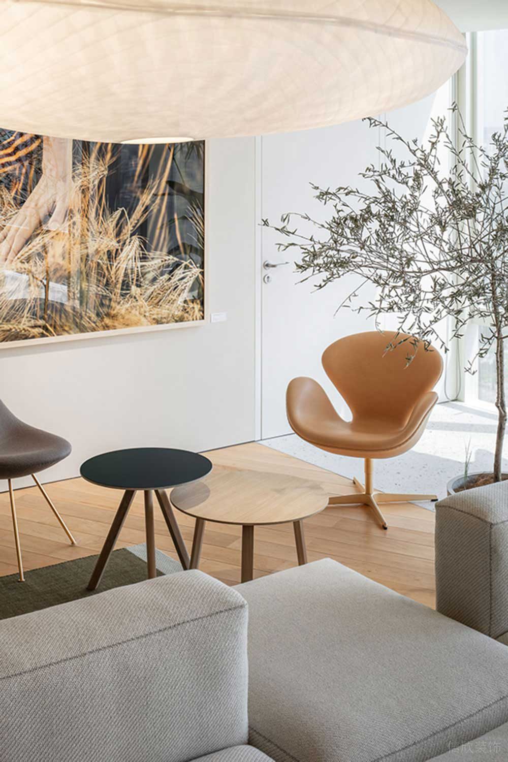 北歐風商務辦公空間會客休閑區(qū)設計裝修圖